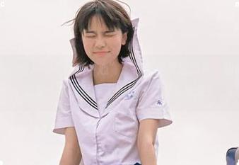 “17吃瓜中心”：在线免费嗑瓜子，边吃边聊真欢快，感觉就像大庭广众在放飞自我！