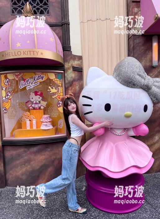 风风火火下载“17吃瓜网”，为啥每次都能听到那么多不靠谱的故事？怪不得我停不下来！