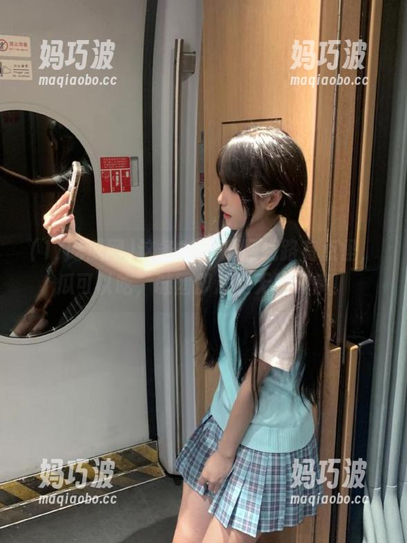 17吃瓜网 这条17吃瓜网线路有点怪,瓜可以吃,谜团却总是无法破解!
