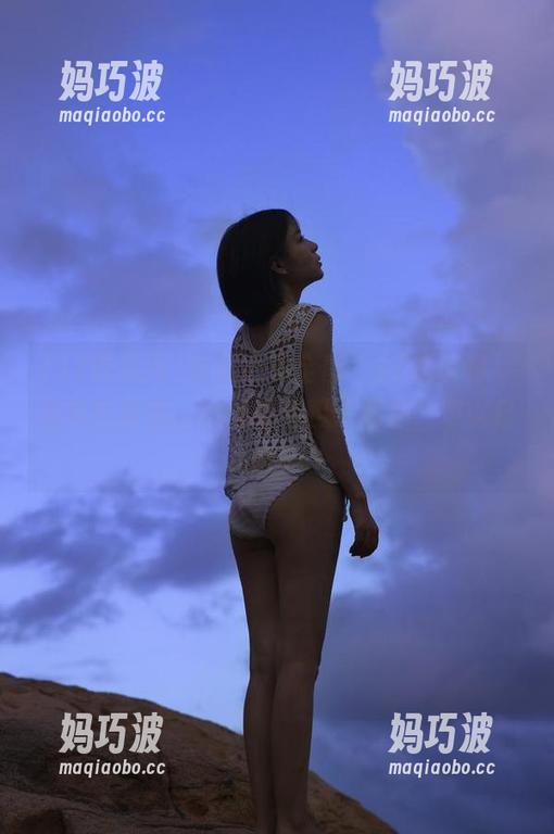 吃瓜心态全靠“17吃瓜网”发布的信息，心都跟着蹦了起来，难以自拔！