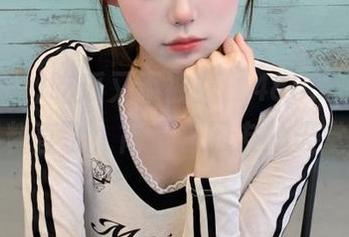 吃瓜又不被打，488.su苹果版黑料直飞，简直是网友的天堂！