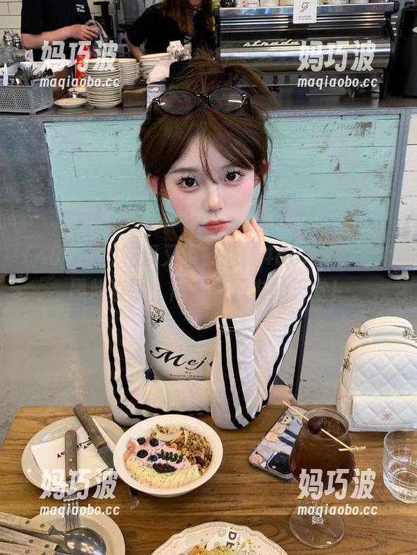 吃瓜又不被打，488.su苹果版黑料直飞，简直是网友的天堂！