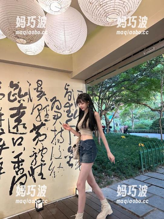 51吃瓜 欸,你看“51吃瓜”网页上的海角社区,究竟还有多少字不由衷的禁忌在拉扯?