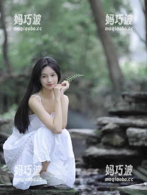 无法抗拒的诱惑，58黑料视频撩得小心肝怦怦跳，感受这份酸甜！