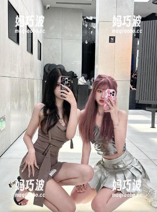 花了个把小时在718黑瓜吃料app上，真是如梦似幻的八卦之旅！