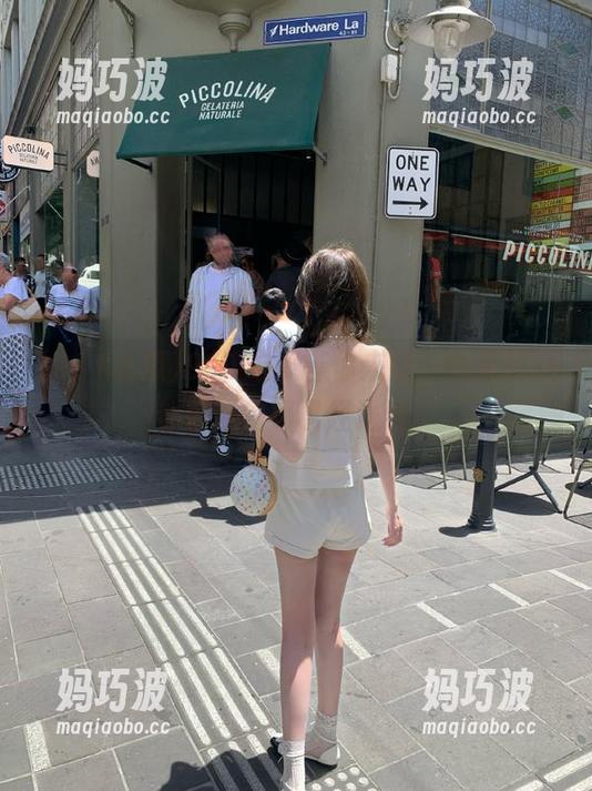 911吃瓜等你来撩，今天的八卦直达包裹已经送到！