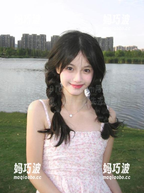 整个91cg09.com网站都散发着梦幻的气息，让我一秒失去方向！