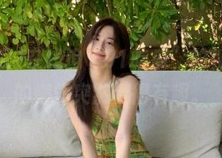 在线追“91吃瓜”的视频，我的懒惰突然变得有趣。