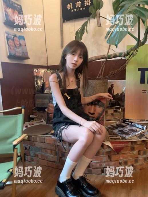 网页“www.51cg.fun”上的瓜梗太丰富，我一口气看了个够！