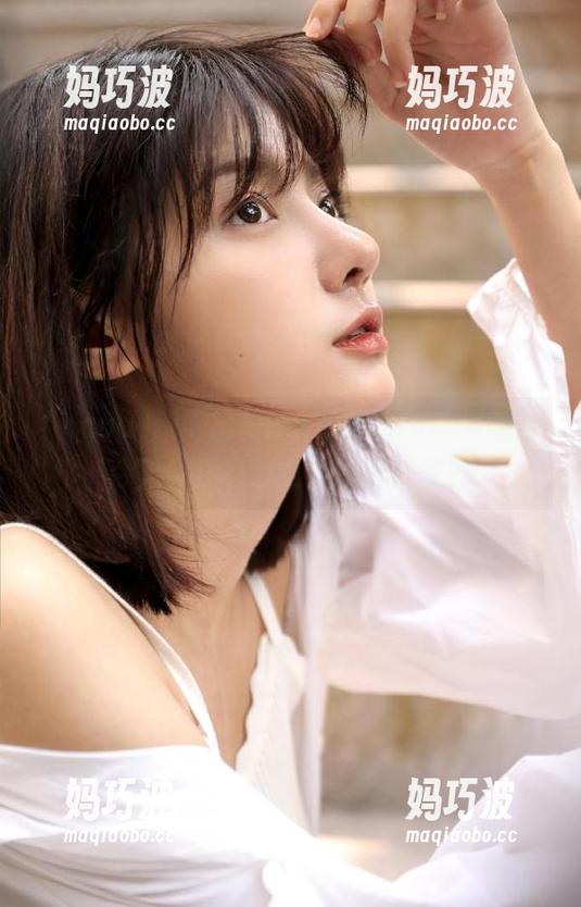 新鲜出炉的xgua5.tv苹果版，今天有没有瓜给我填饱肚子？