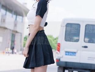在人人吃瓜网里一边滑一边收藏，别放过每个好戏！