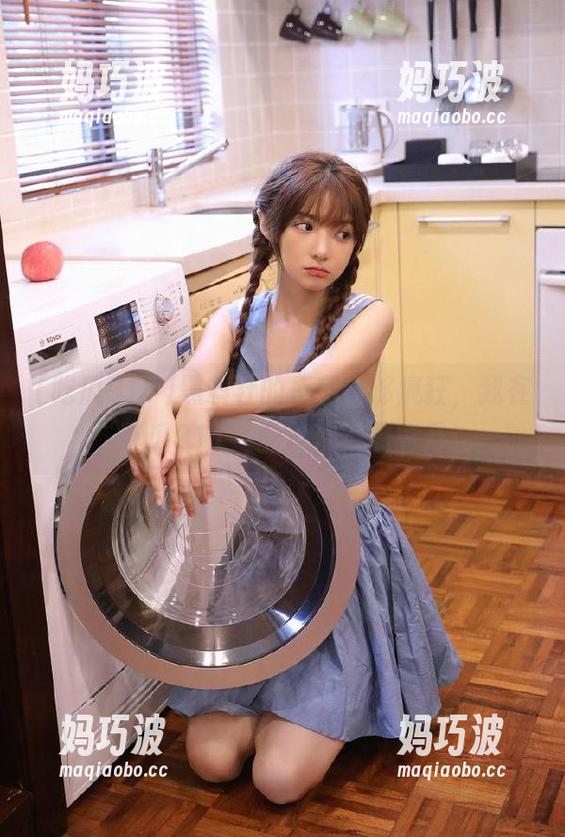 吃瓜911 黑料社的反差真够疯狂,我在“吃瓜911”登录都不想离开!