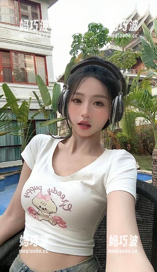 观看那些离奇事，跟随“吃瓜导航”摇摆不定的节奏！