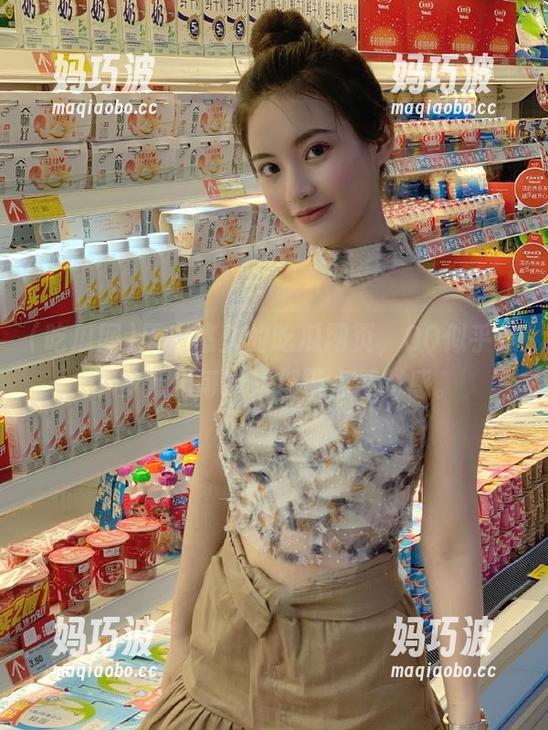 历史悠久的吃瓜网页，QQ似乎是个多元化每次来都带点新鲜感。