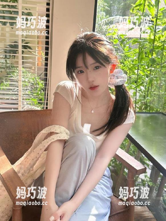 吃瓜网APK来袭！网站陪你一起“瓜”聊到天荒地老！