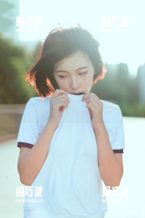 吃瓜论坛：最新消息比速食面还快，别愁！