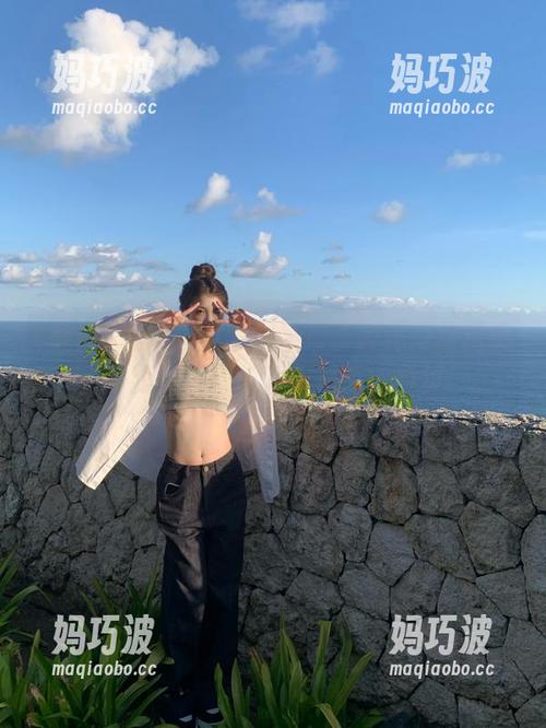 吃瓜黑料 吃瓜黑料发布了神秘网址网页,略显疯狂,越深入越不能自拔!