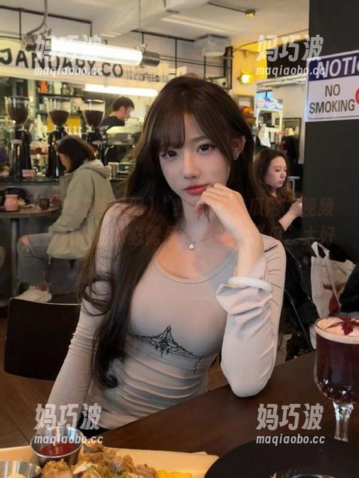 “我爱52吃瓜网”视频就是我的日常必需品，真的是“瓜”太好吃了！
