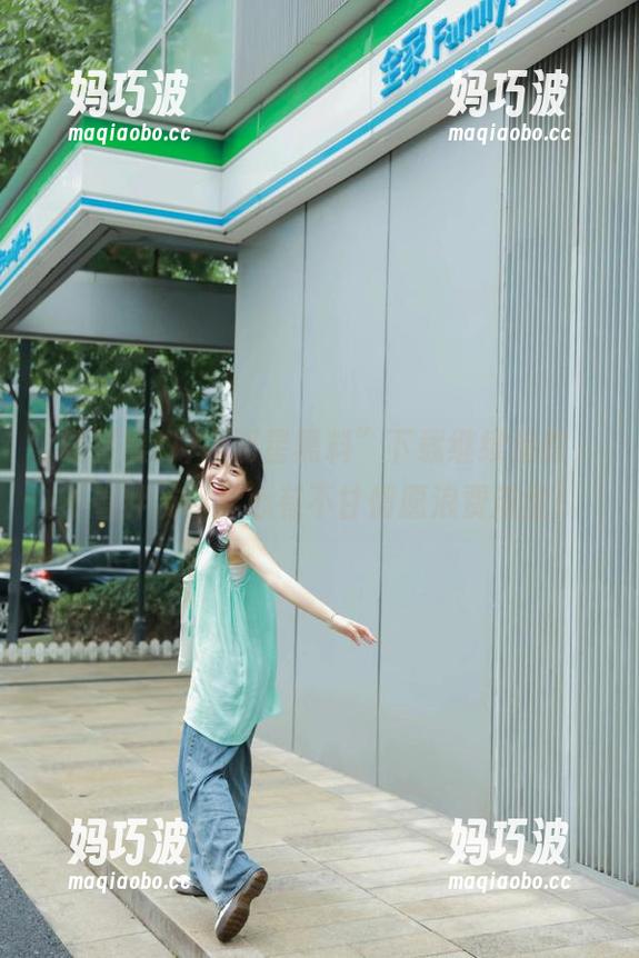 “明星黑料”下载继续追踪，不看胖友组合心有不甘情愿浪费流量！