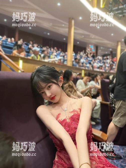 每日黑料：收藏最新的热播八卦，快来看看我朋友如何神预言