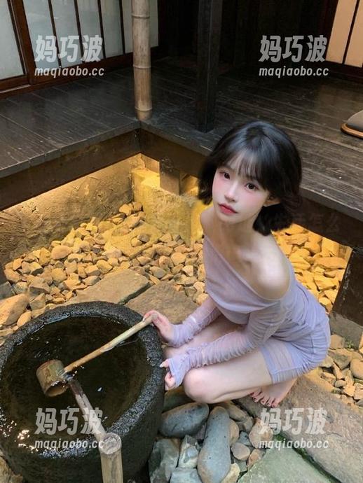 黑哥扒料 不探黑哥扒料网址,生活怎么过得去呀,一边翻食谱一边跟风!
