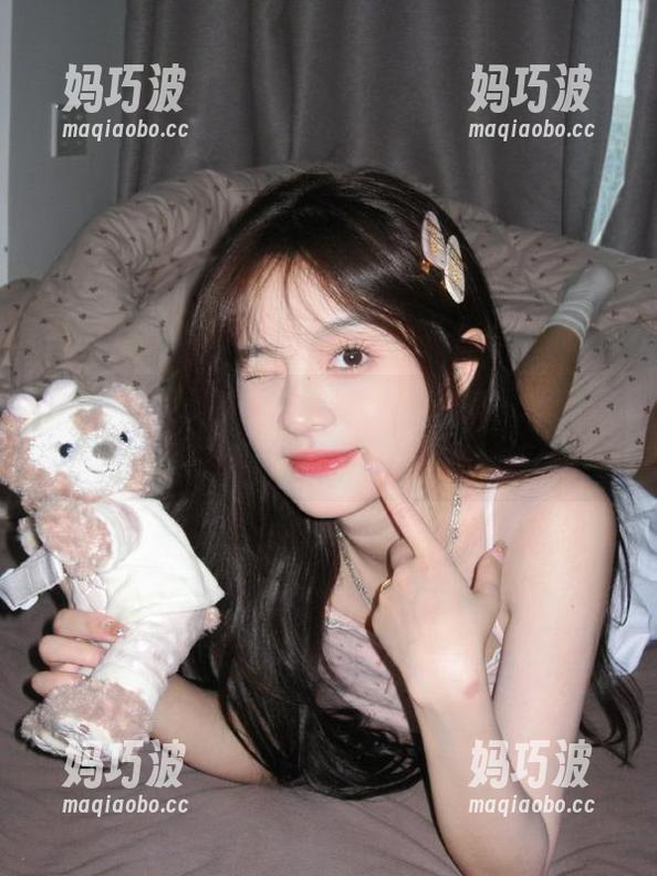爱猜谜的人看过来，免费送你黑料不打烊首页传送门的奇妙旅程！