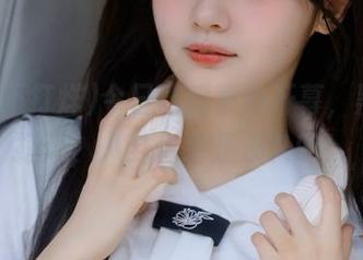 今日吃瓜事件开幕，黑料不打烊，八卦似乎是永久的！