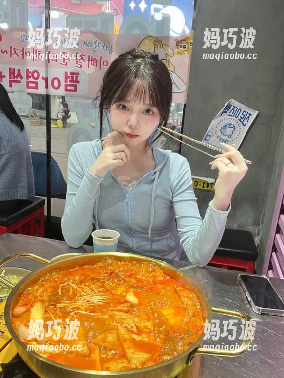 黑料不打烊tttzzz导航来啦，2025年你准备好吃瓜了吗？