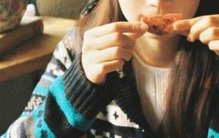 我在黑料吃瓜网登录后下载,果然每天都是狗血剧本走一遭啊!