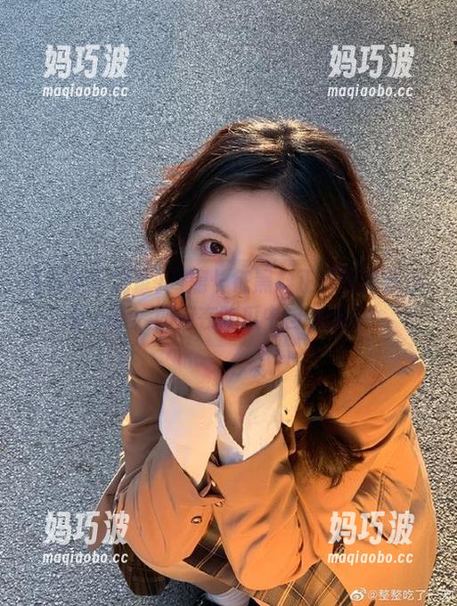 万篇长征黑料正能量教我分享干货：如何在吃瓜中自我成长！