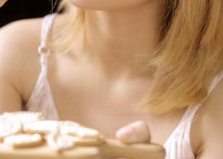 永久更新,不怕黑,只怕你不来点开黑料网的“.”!