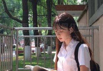 更新:黑料网红又出新花样!这次瓜都快吃完了!