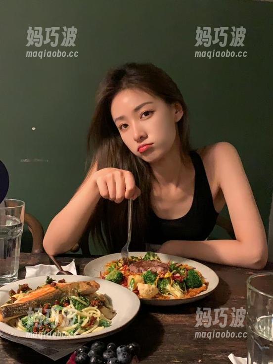 吃瓜不必大惊小怪，“黑料网络”链接给你暗中的小道消息，来一发感受一下吧。