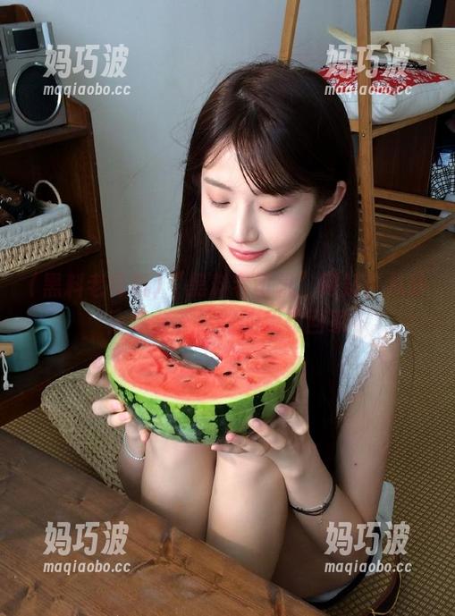 “黑料老司机”网站：八卦高峰会，迷路的我想回家