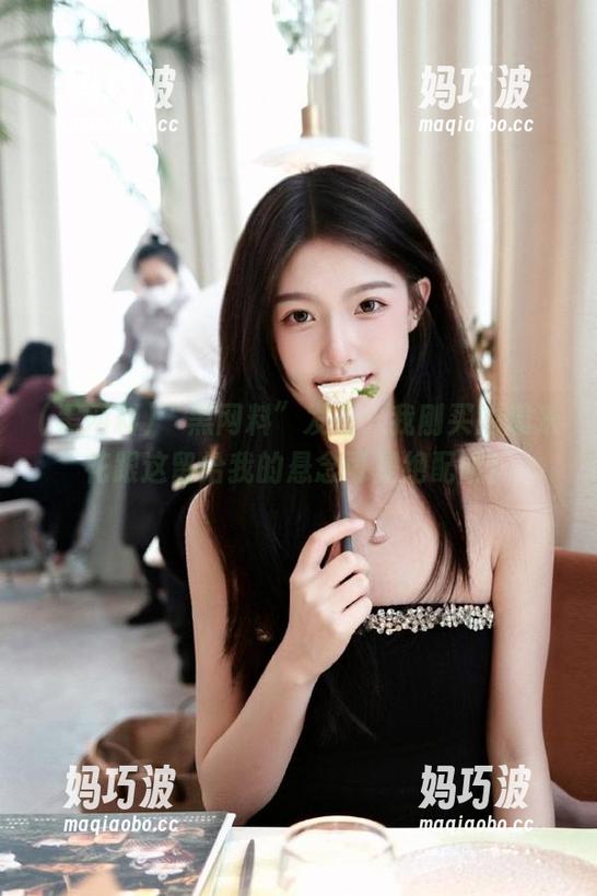 黑网料 “黑网料”发布:我刚买的爆米花跟这留给我的悬念可是绝配哦!